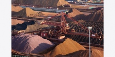 Ngày 9/10, thị trường thép trong nước giữ nguyên giá bán; giá thép đã giảm khi cơn sốt kích thích của Trung Quốc lắng xuống.